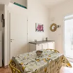 Casa Gialla Scopello *