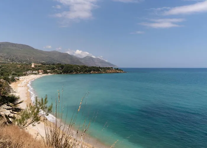 Casa Gialla Scopello *