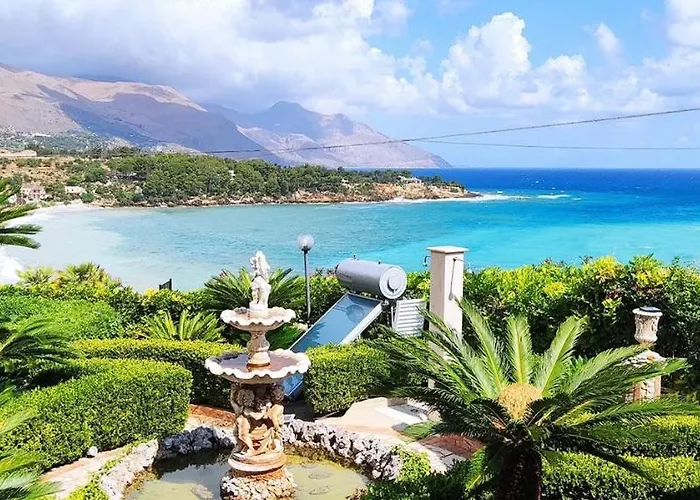 Casa Gialla Scopello *